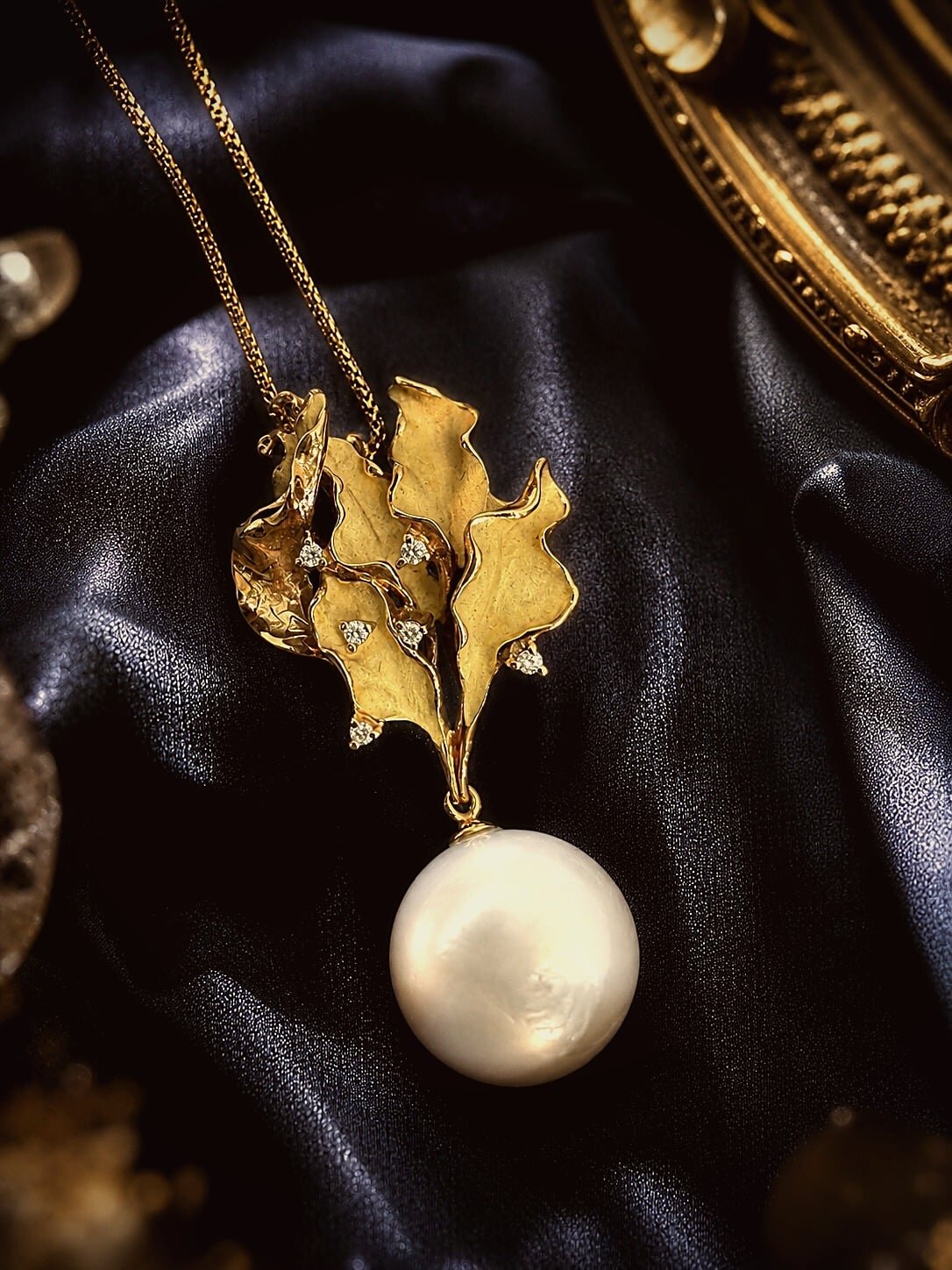 necklaces, 11